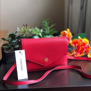 Calvin Klein crossbody red